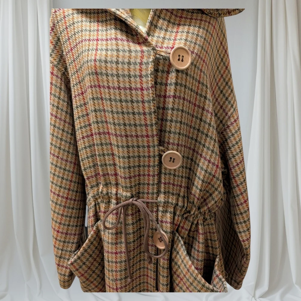 Statement Piece Italian Oversized Plaid Wool Coat - Picture 9 of 9